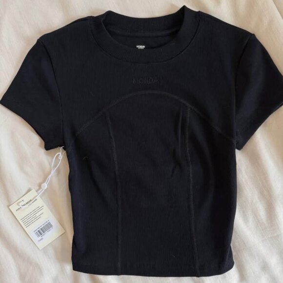 Monday Body Tee - Picture 2 of 3